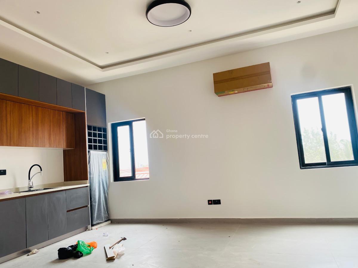 Oyarifa 5 Bdrms House, Crossing, Oyarifa, La Nkwantanang Madina Municipal, Accra, House for Sale