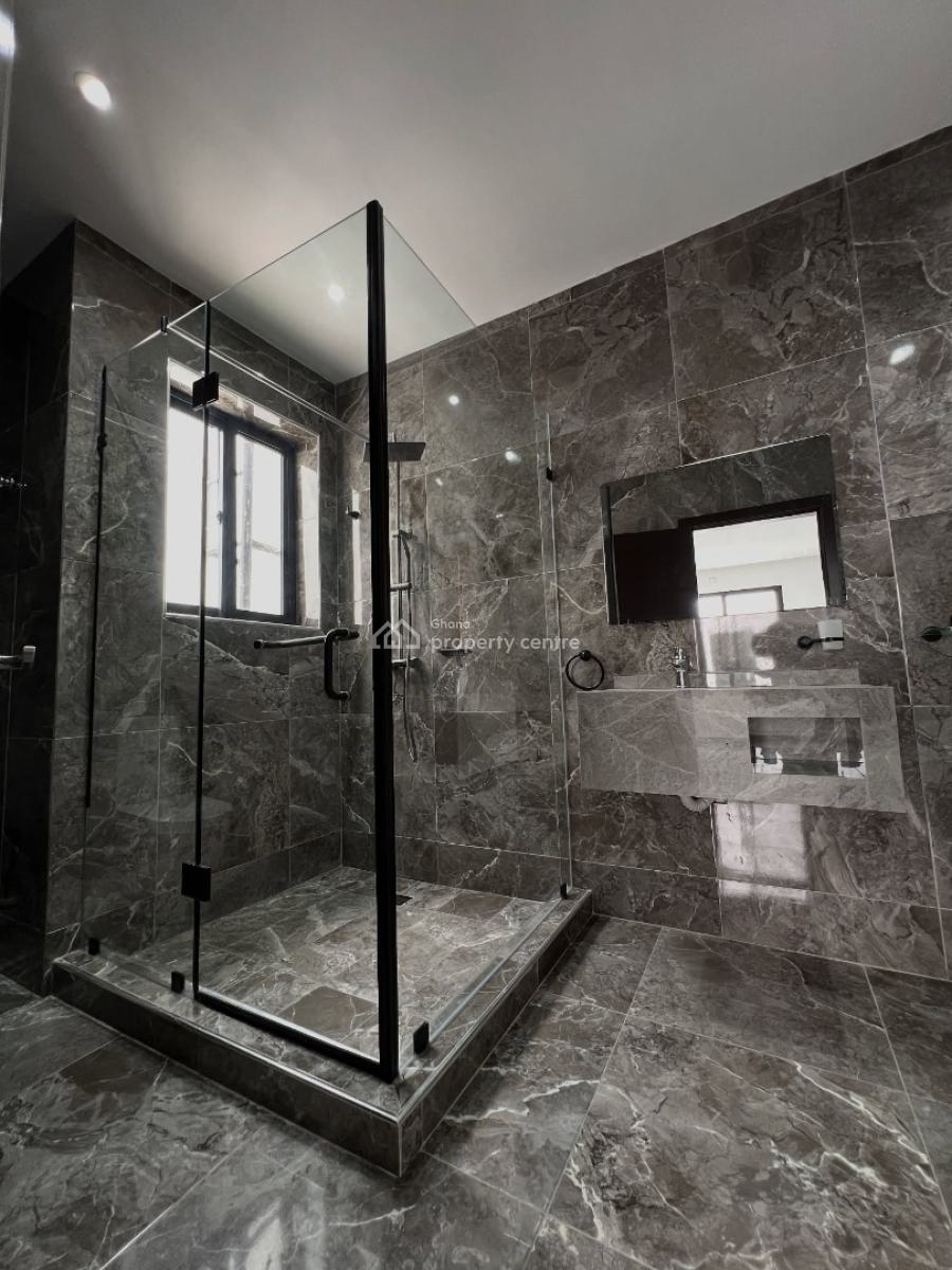 Executive Newly Built All En-suite 4.5 Bedroom, Ashaley Botwe, Adenta Municipal, Accra, House for Sale