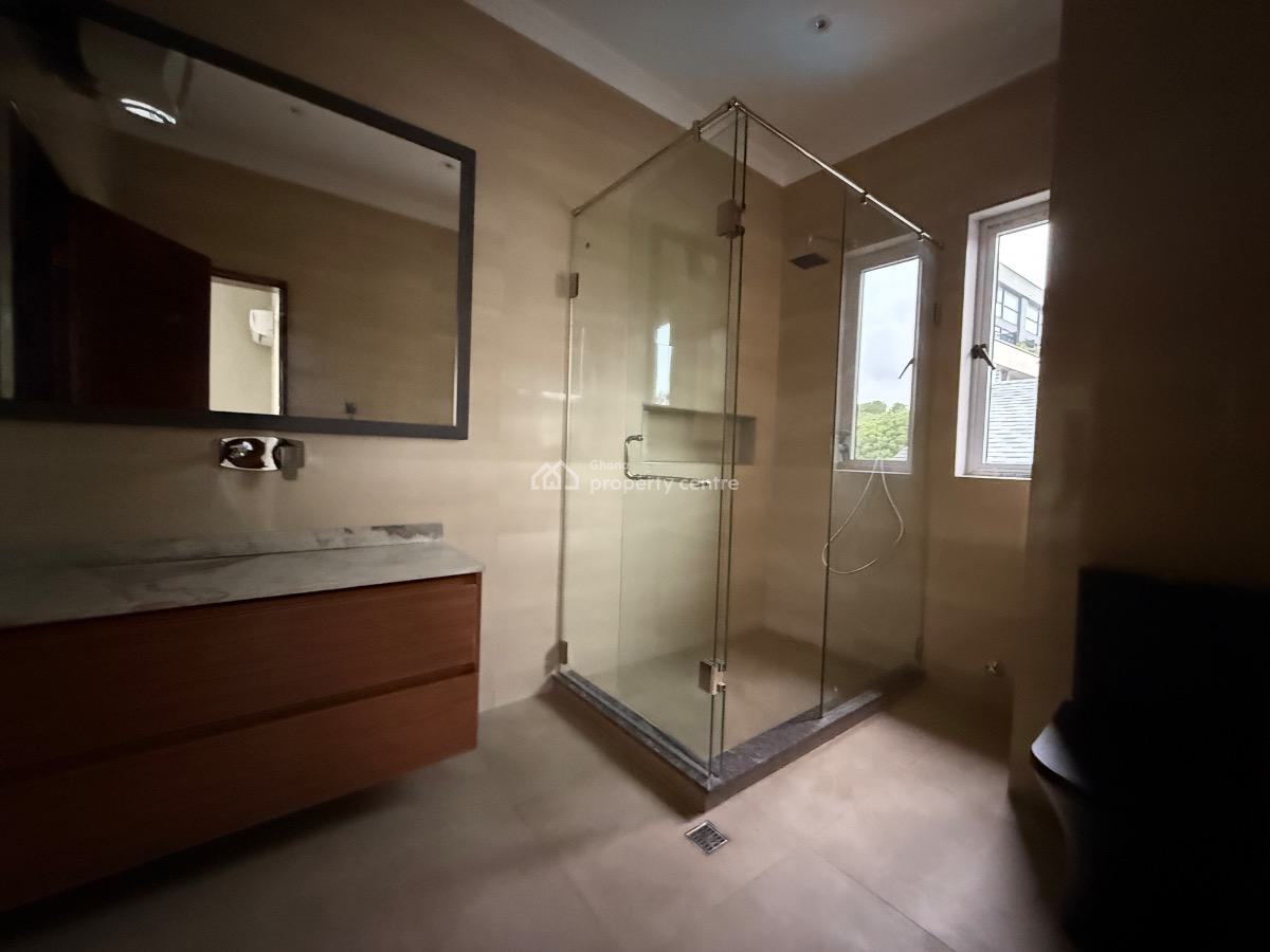 Serviced 2 Bedroom Apartment with Swimming Pool, Cantonments, Accra, Apartment for Rent
