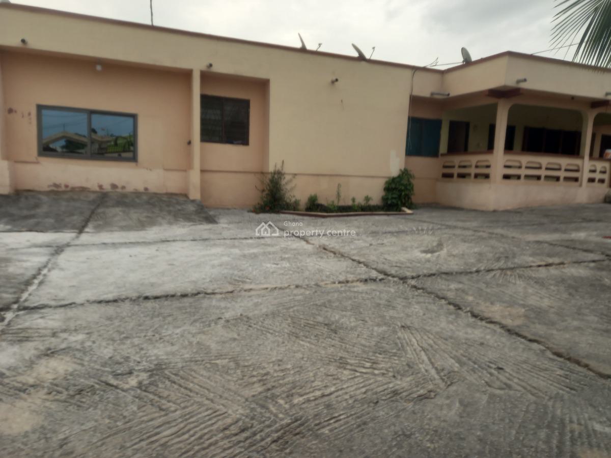 6 Bedrooms, Duase New Site, Near Buokrom Estate Junction., Kumasi Metropolitan, Ashanti, House for Sale
