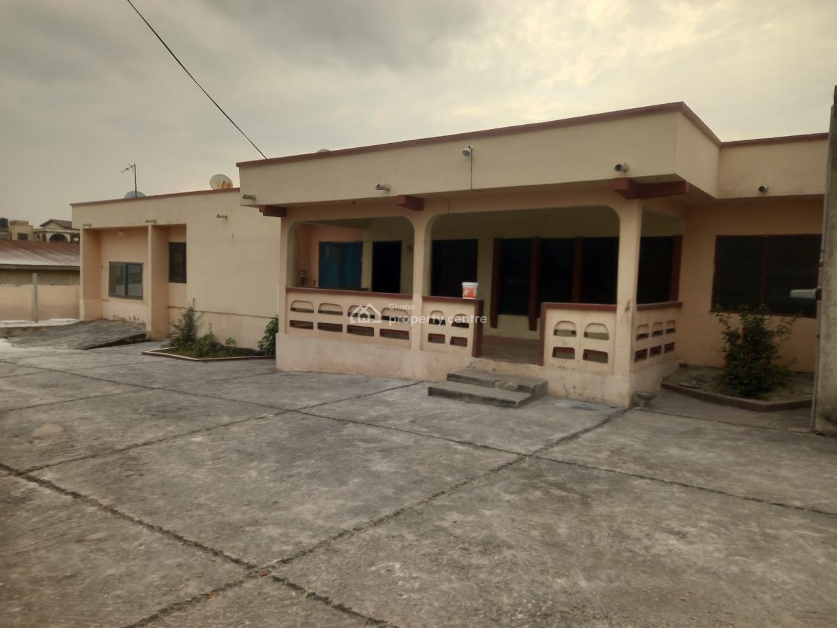 6 Bedrooms, Duase New Site, Near Buokrom Estate Junction., Kumasi Metropolitan, Ashanti, House for Sale