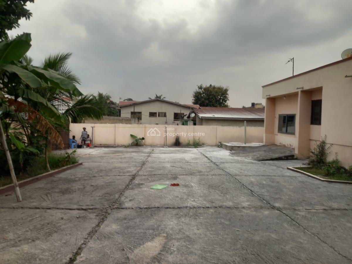 6 Bedrooms, Duase New Site, Near Buokrom Estate Junction., Kumasi Metropolitan, Ashanti, House for Sale