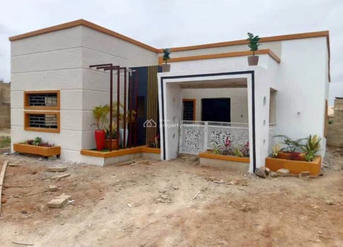 3 Bedrooms, Nkronsa Ampabame,  on Santasi Anwiankwanta Road., Kumasi Metropolitan, Ashanti, House for Sale