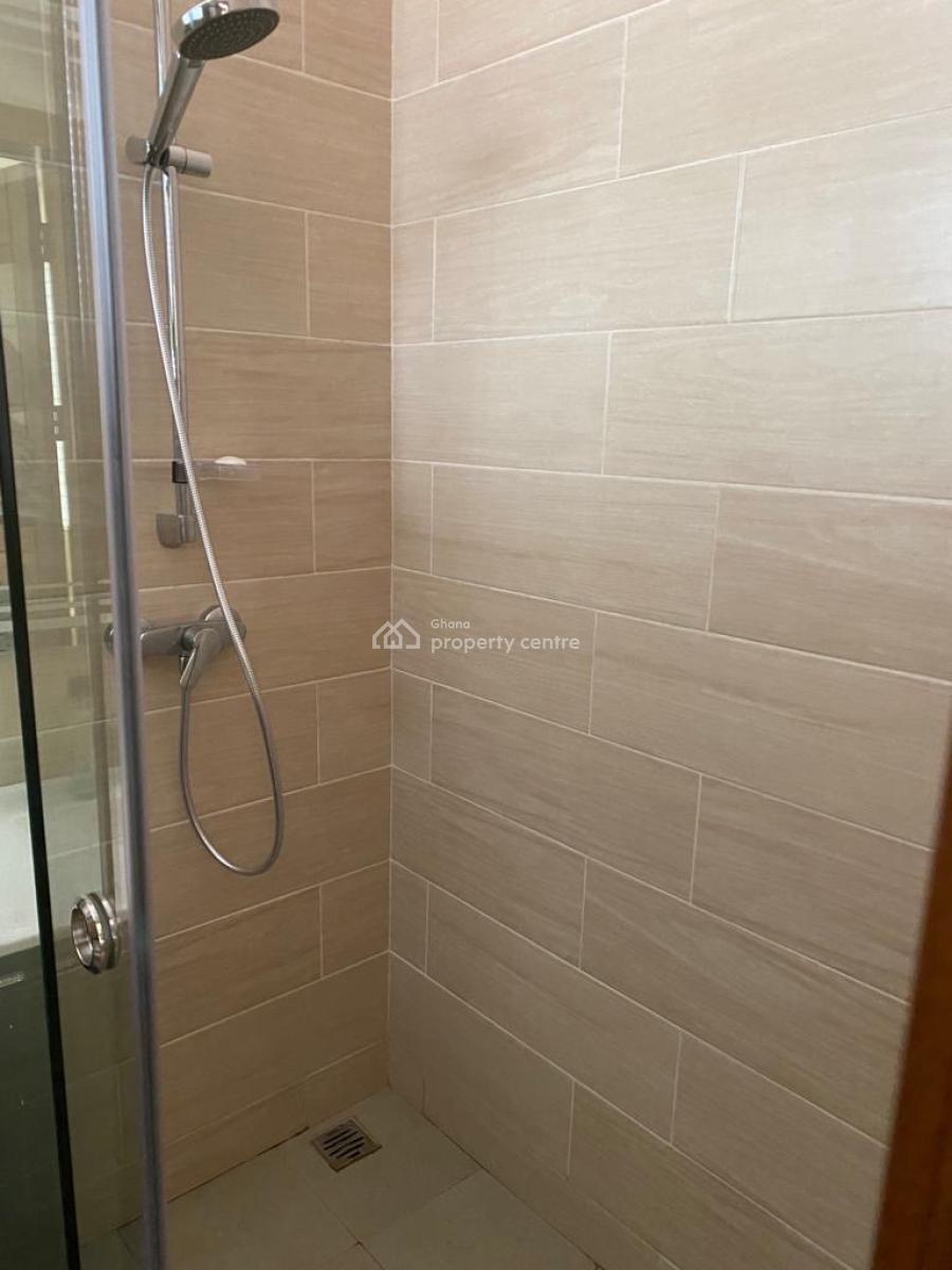 Serviced 2 Bedroom Apartment with Rooftop Terrace, Abelemkpe, Accra, Apartment for Rent