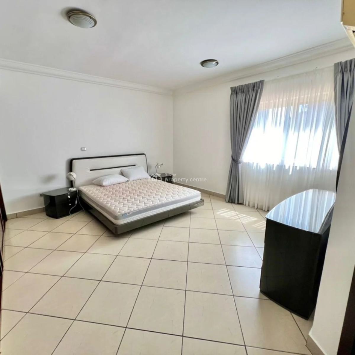 Executive 3 Bedrooms, Dzorwulu, Accra, Apartment for Sale