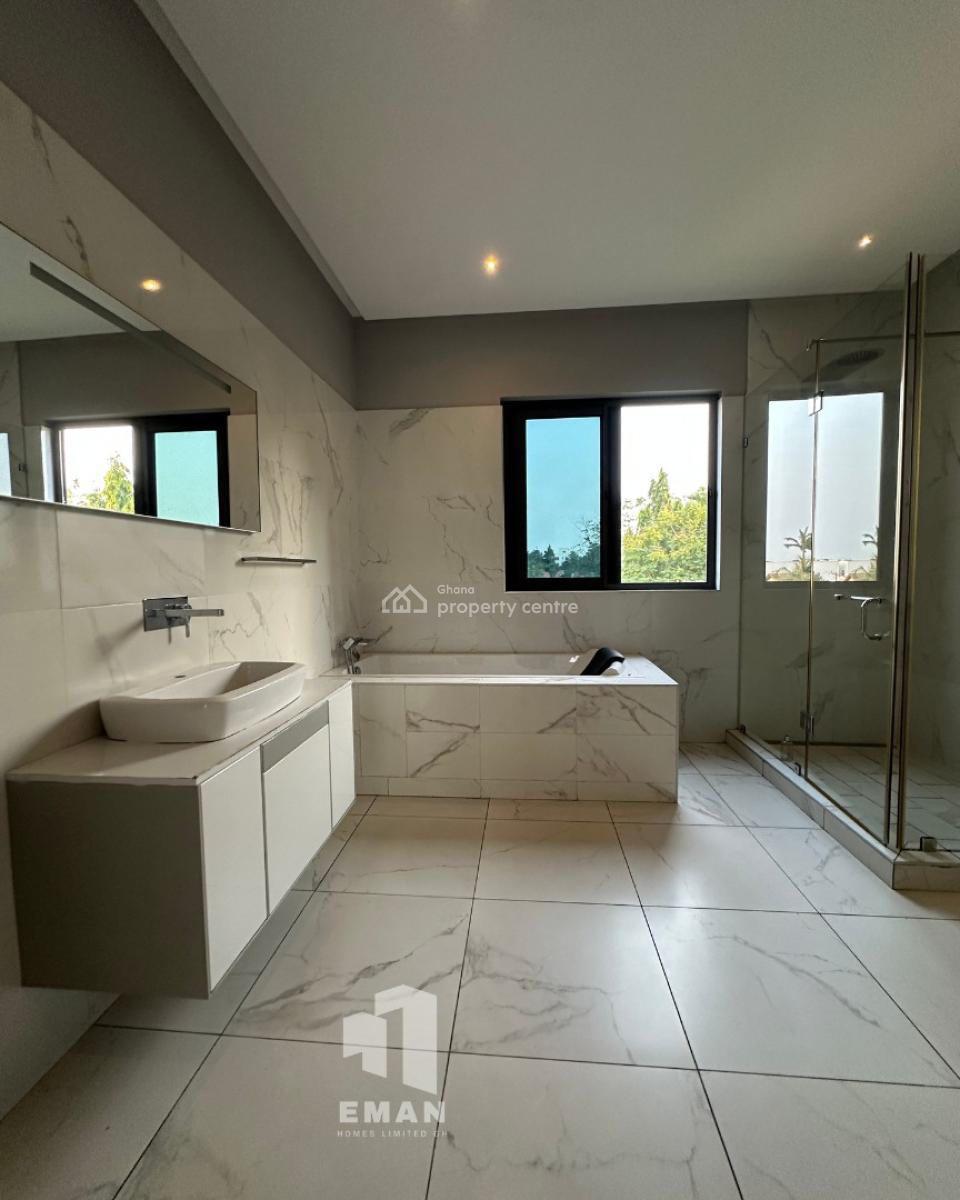 Executive 4 Bedroom, Spintex, Accra, House for Sale