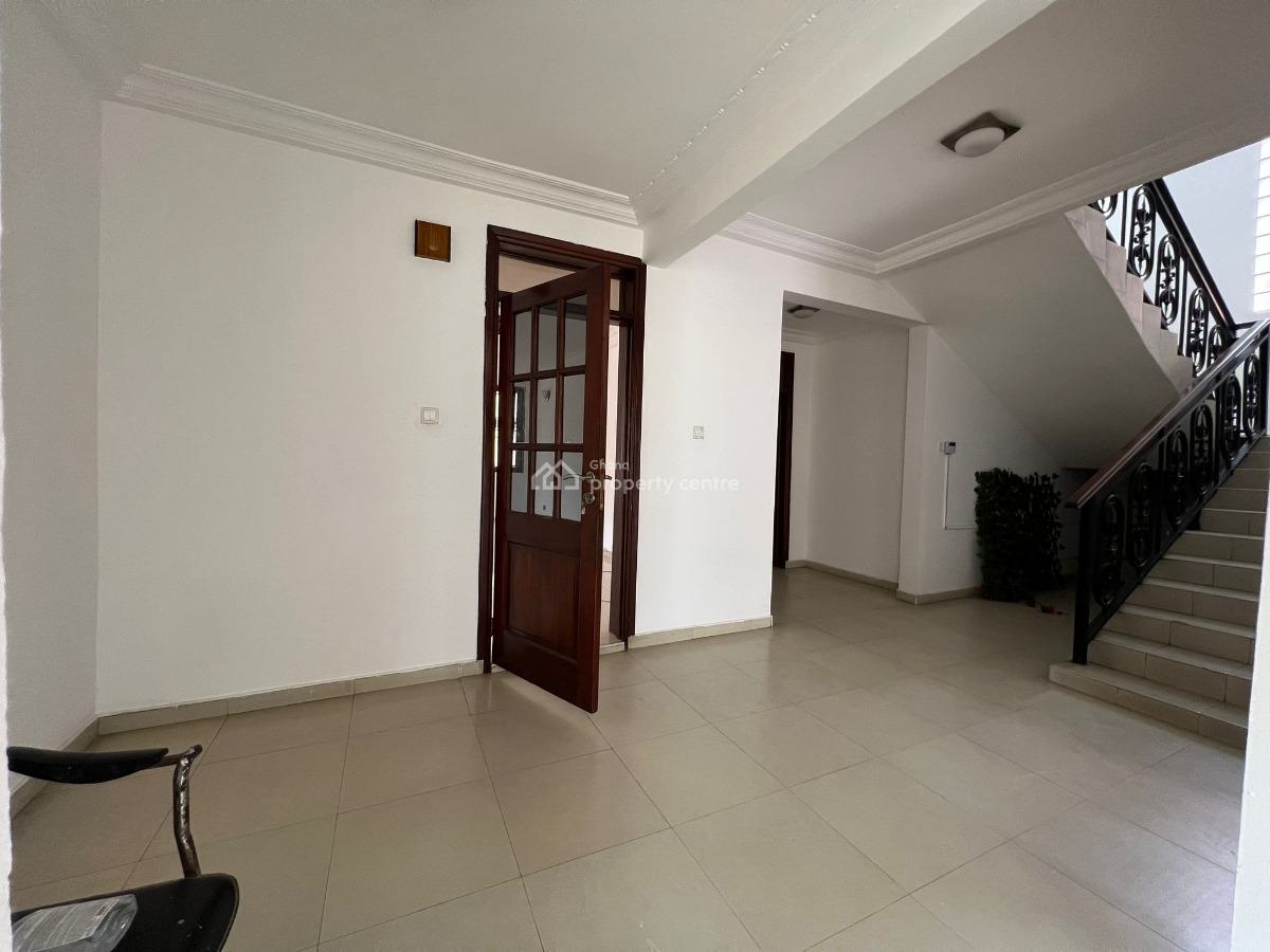 Executive Self Compound Ensuite 4 Bedrooms, Adjiringanor, East Legon, Accra, House for Rent