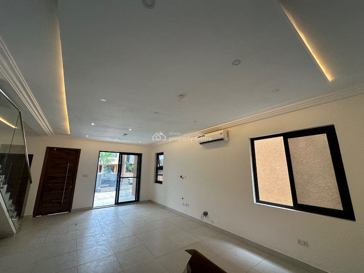 Nice 3.5 Bedroom, Oyarifa, Adenta, Adenta Municipal, Accra, Detached Duplex for Rent