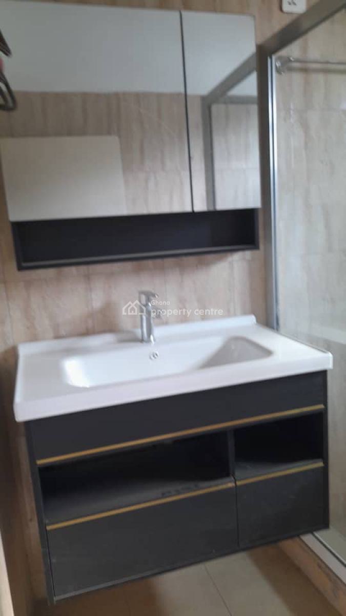 3 Bedrooms Town House, Tseaddo, East Airport, Airport Residential Area, Accra, House for Rent