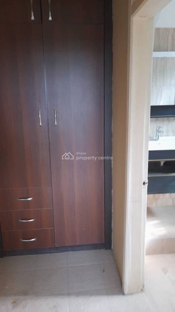 3 Bedrooms Town House, Tseaddo, East Airport, Airport Residential Area, Accra, House for Rent