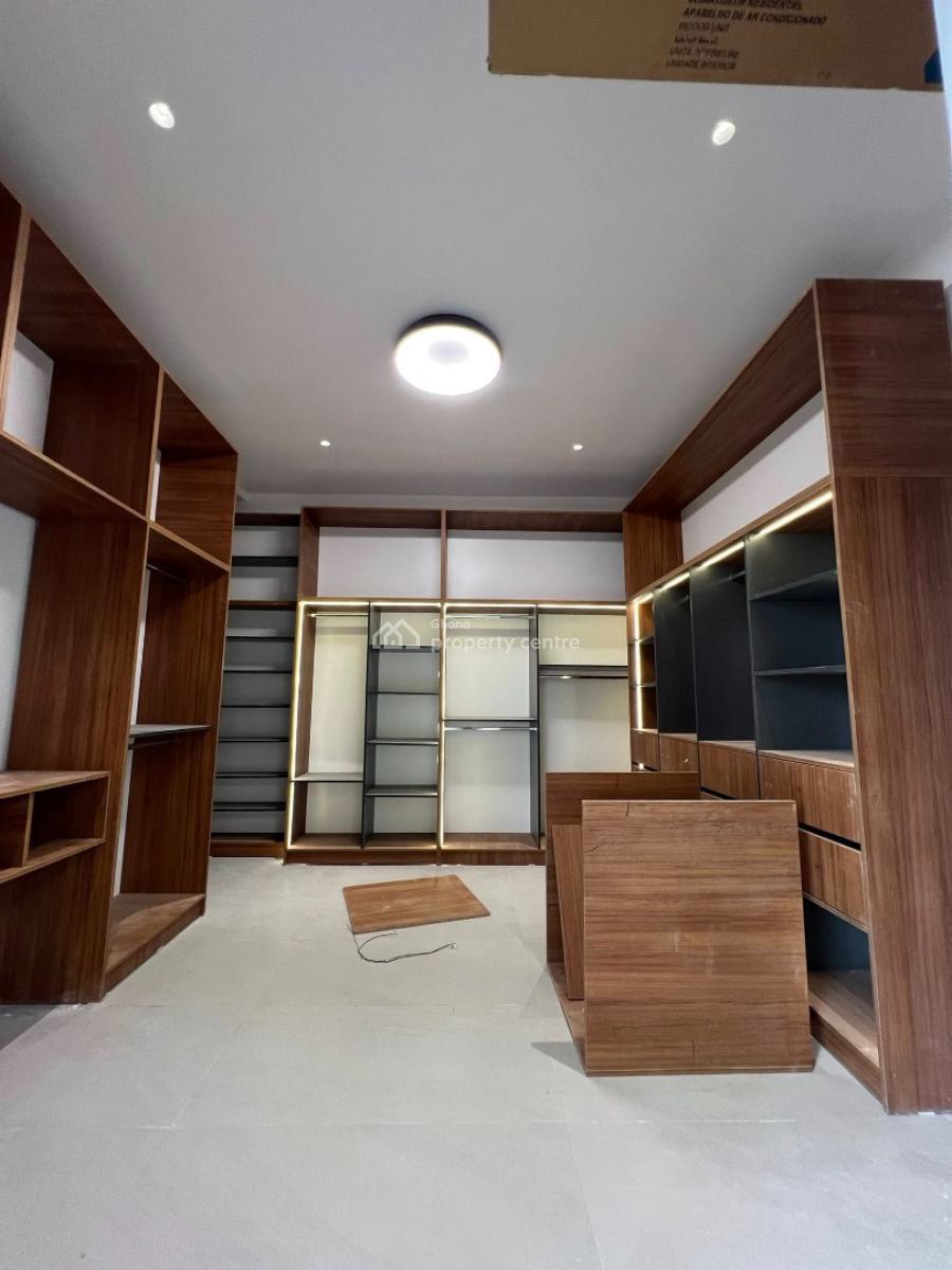 Executive 4 Bedrooms, Oyarifa, La Nkwantanang Madina Municipal, Accra, House for Sale
