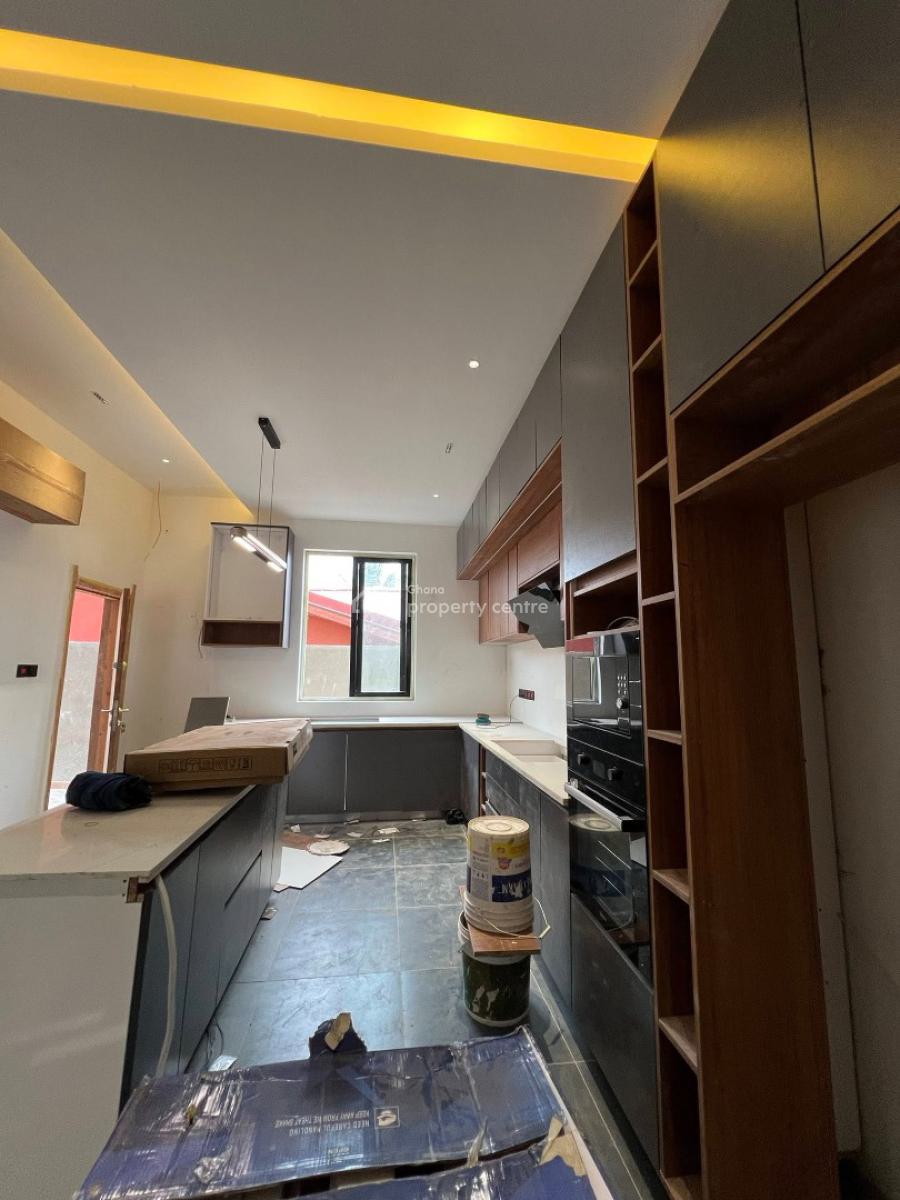 Executive 4 Bedrooms, Oyarifa, La Nkwantanang Madina Municipal, Accra, House for Sale