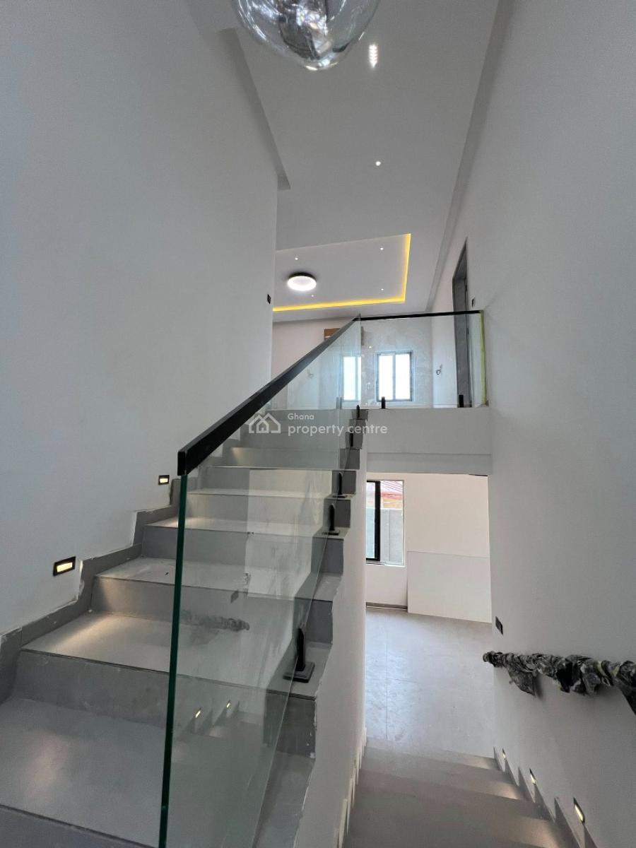 Executive 4 Bedrooms, Oyarifa, La Nkwantanang Madina Municipal, Accra, House for Sale