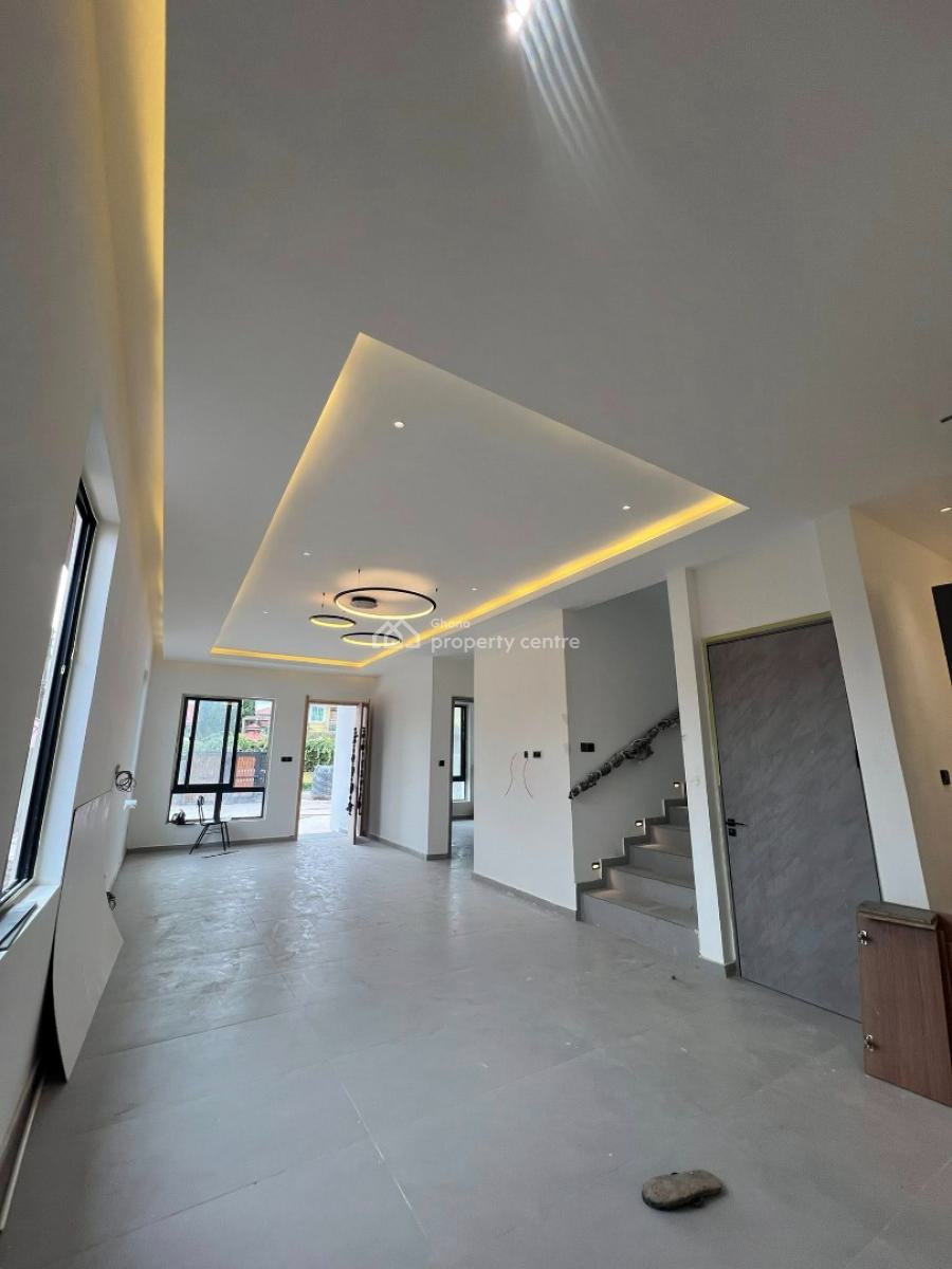 Executive 4 Bedrooms, Oyarifa, La Nkwantanang Madina Municipal, Accra, House for Sale
