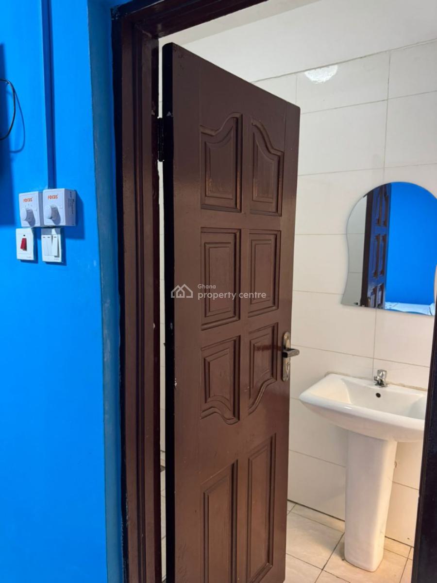 247 Hotel Apartment, Owoo Plastic Street, Arkosse Street, Aggrey Street, West Legon, Ga East Municipal, Accra, Single Room Self Contained for Rent