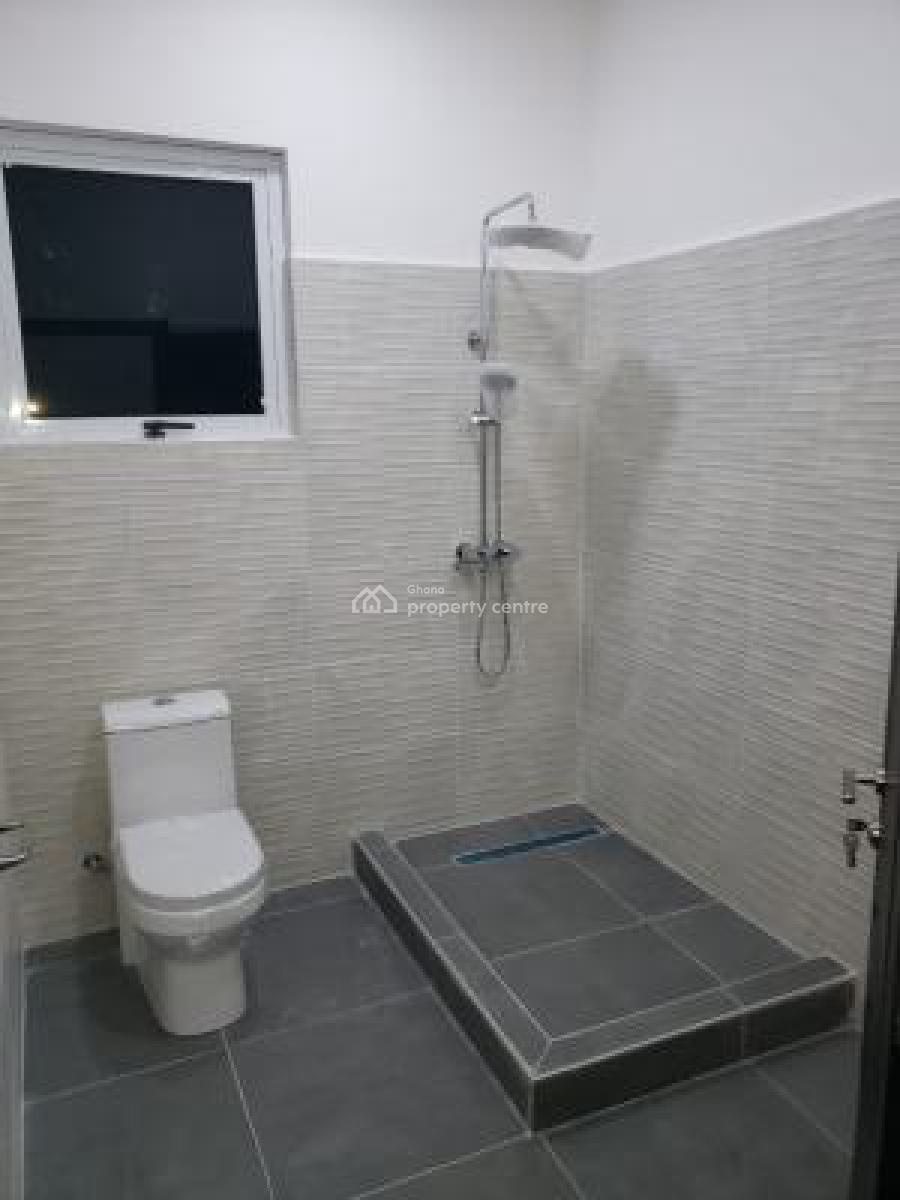 Luxurious 5-bedroom House @ North Labone, North Labone, Accra, Detached Duplex for Rent