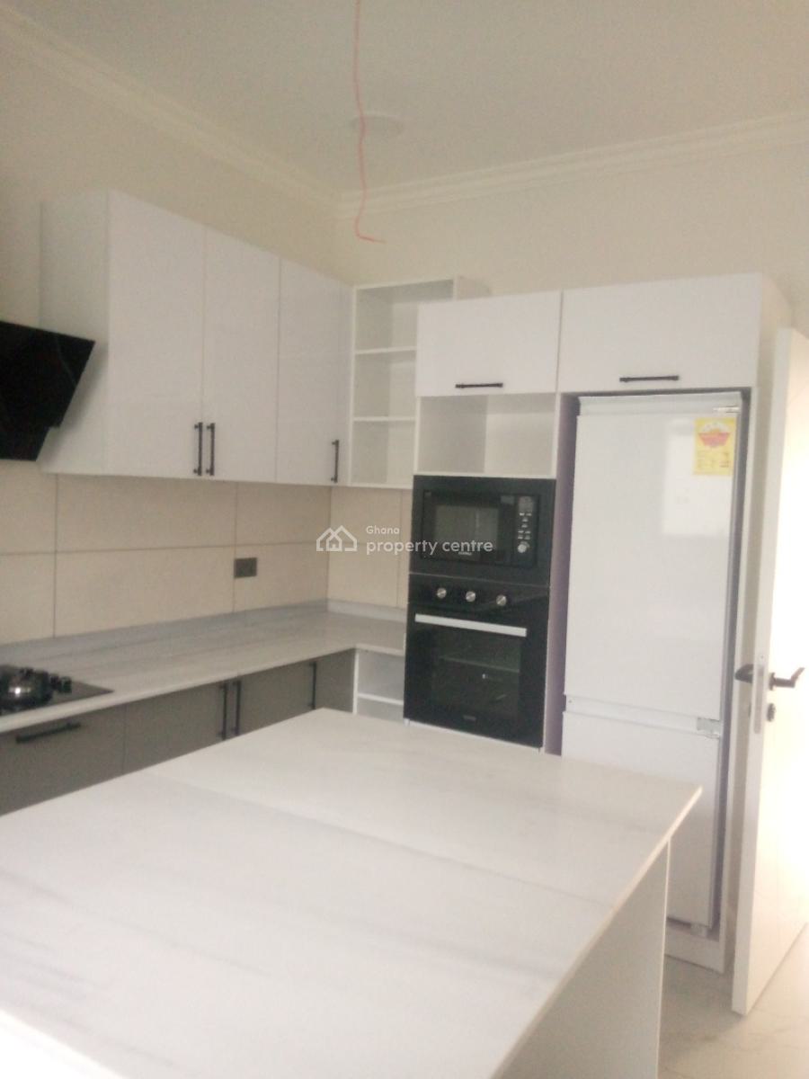 Luxury 3-bedroom Townhouse @ East Airport, East Airport, Airport Residential Area, Accra, Townhouse for Sale