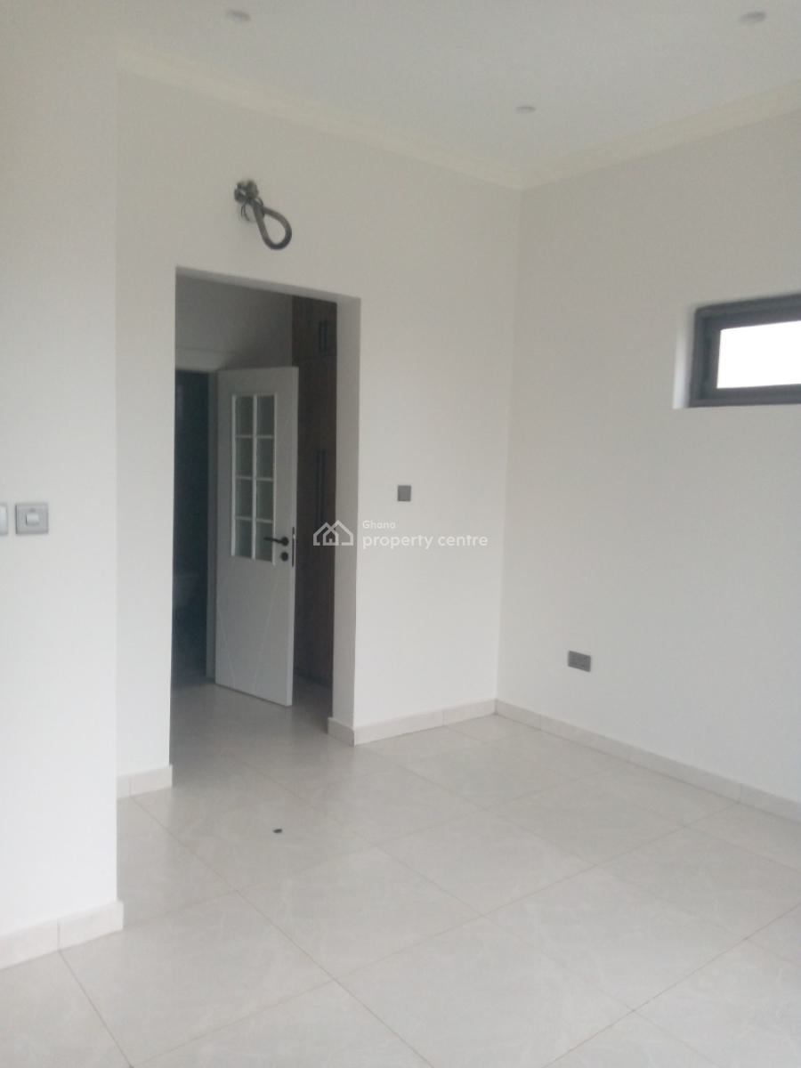 Luxury 3-bedroom Townhouse @ East Airport, East Airport, Airport Residential Area, Accra, Townhouse for Sale
