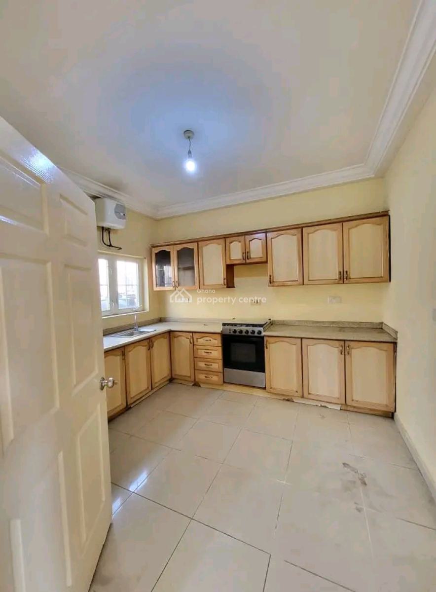Executive 3bedroom House @  Manet Junction, Manet, Spintex, Accra, House for Rent