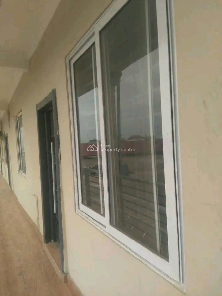 Chamber and Hall @ North Kaneshie, North Kaneshie, Accra, Apartment for Rent
