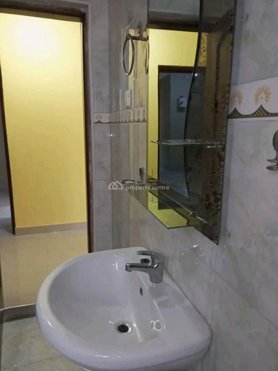Executive 3bedroom House @ Spintex, Baatsonaa, Spintex, Accra, Detached Bungalow for Sale
