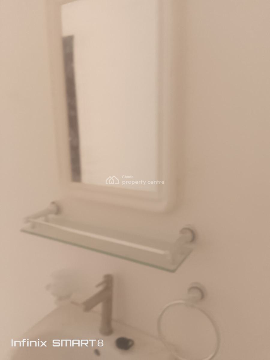 Commmercial Property, Teshie  Bushroad, Teshie-nungua Estates, Accra, Commercial Property for Rent
