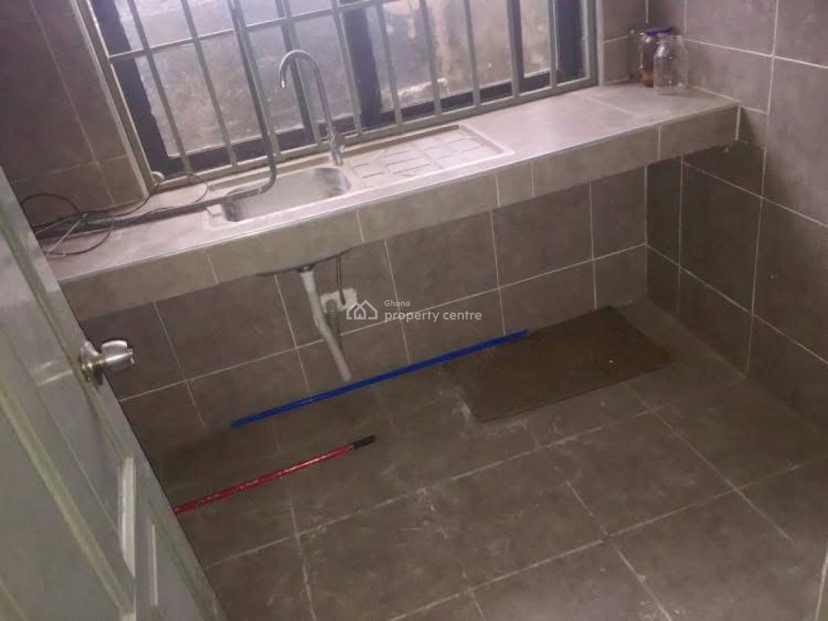 Standard Single Room Self Contained, Police Hospital Area, Cantonments, Accra, Single Room Self Contained for Rent