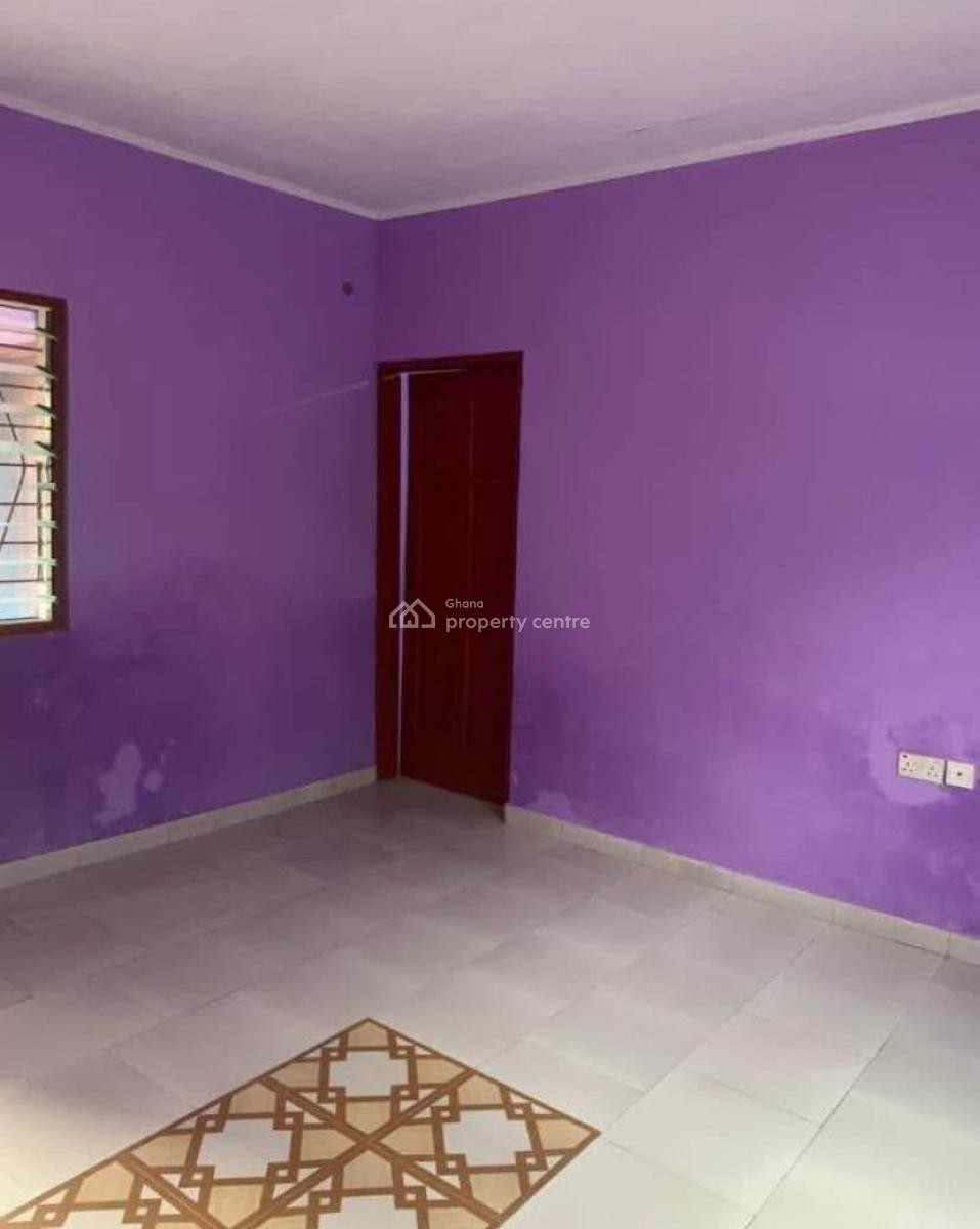 6 Bedrooms and 2 Stores @ Ablekuma Peace Village, Ablekuma Peace Village, Ga South Municipal, Accra, Block of Flats for Sale