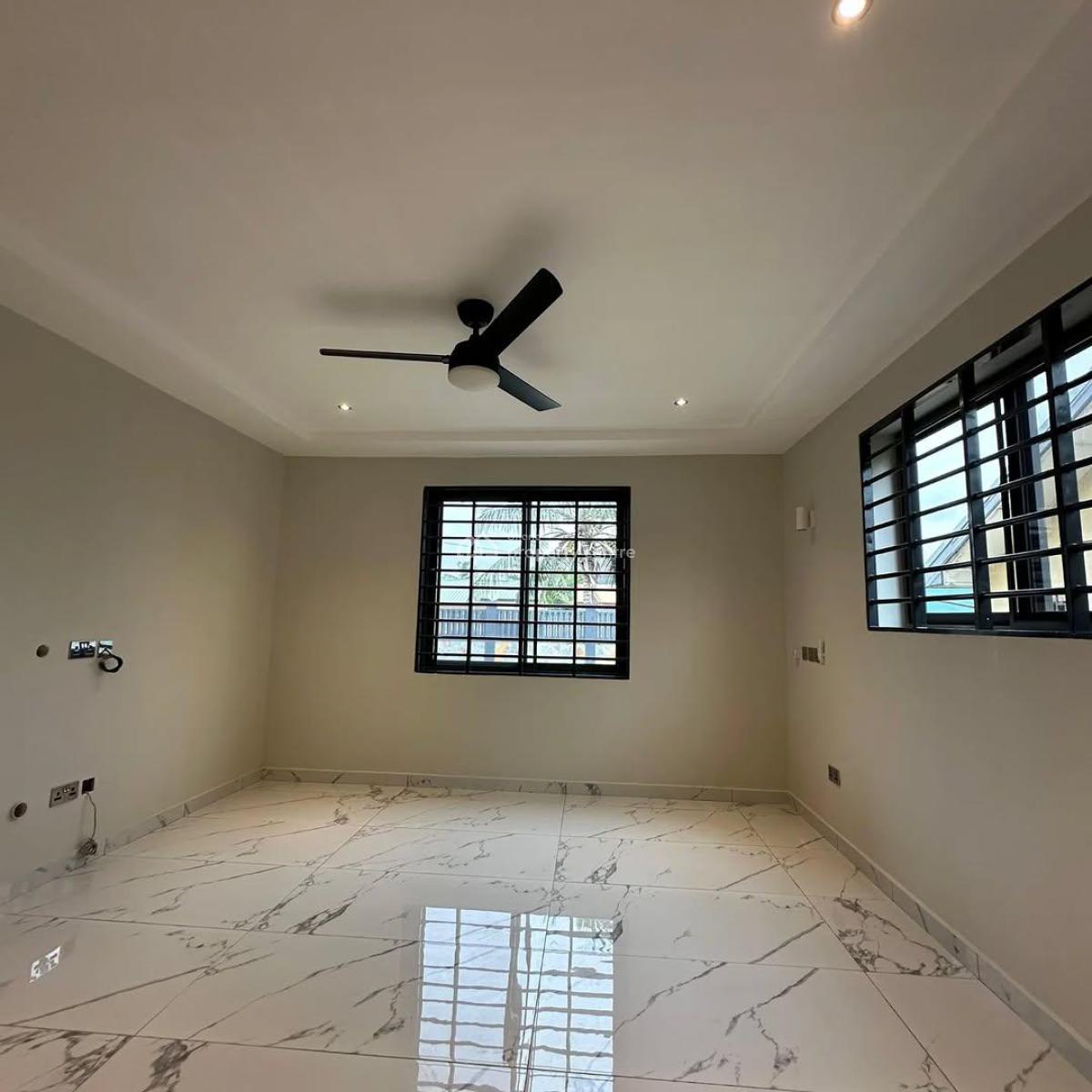 2 Bedrooms, Hfc, Spintex, Accra, Apartment for Rent