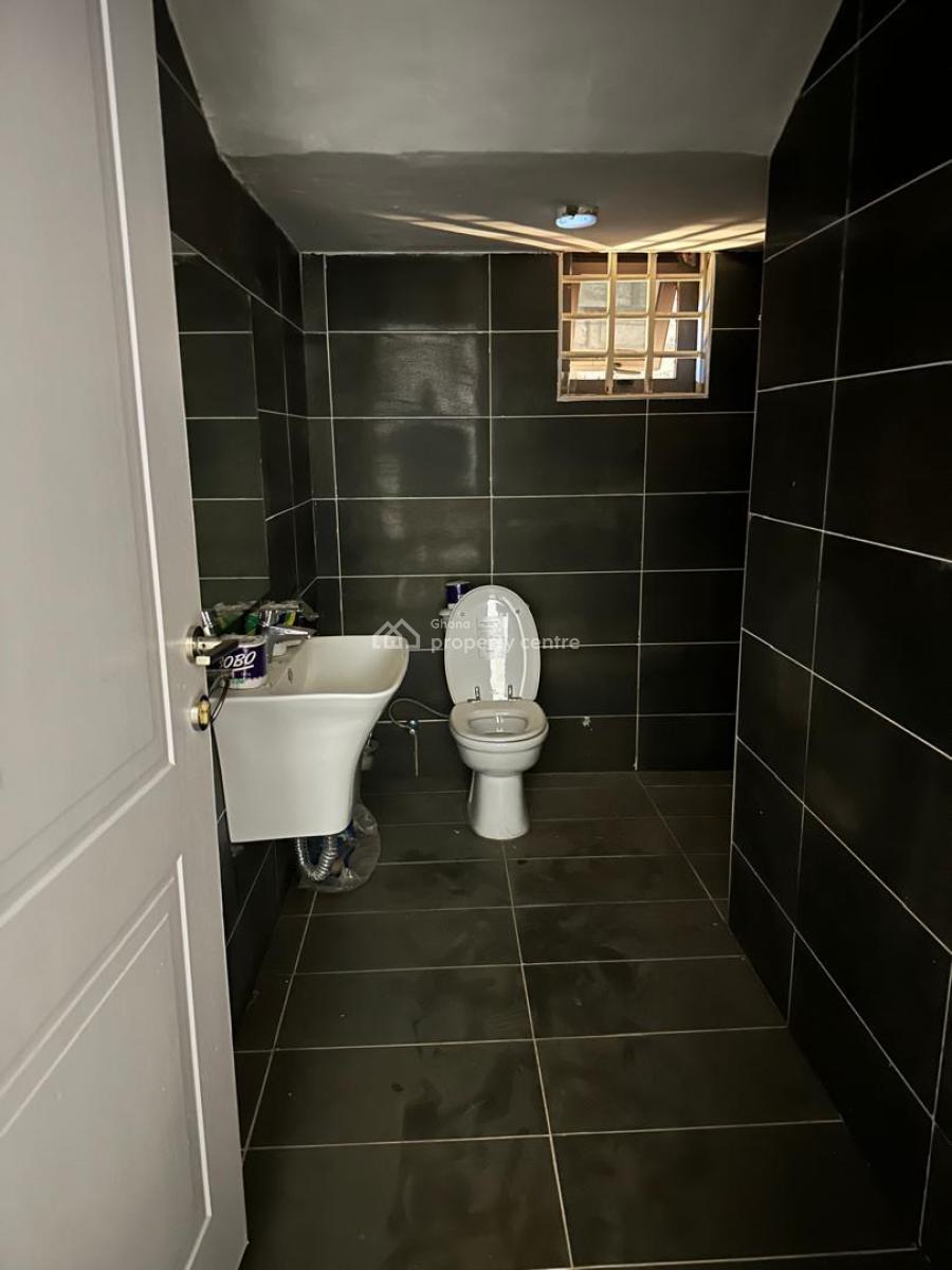 Semi Furnished 4 Bedrooms House, Amasaman, Amasaman, Ga West Municipal, Accra, House for Sale