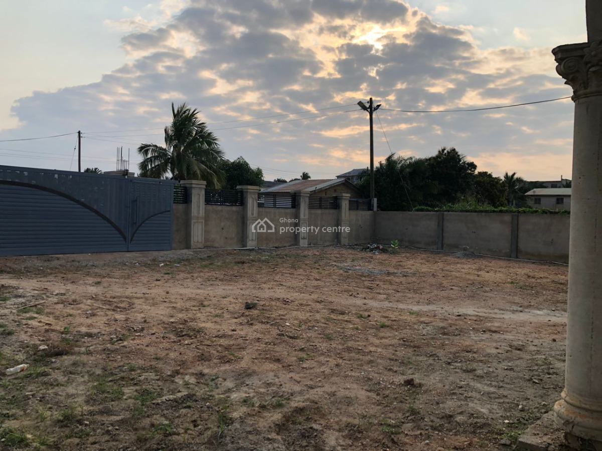 Close to Main Road Newly Built Spacious 4 Master Bedroom House on 1 & Half, Opeikuma, Kasoa, Awutu-senya East, Central Region, House for Sale