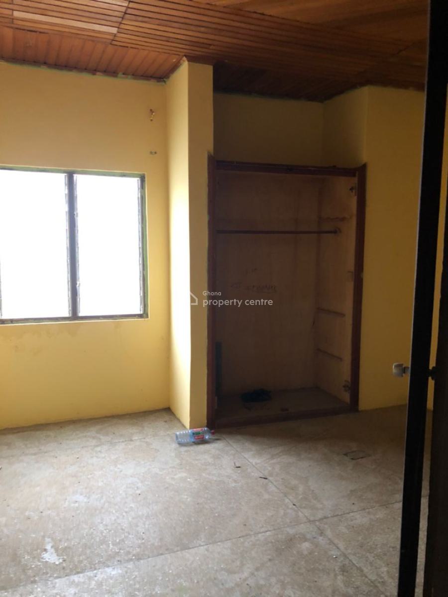 Registered 4 Bedroom House, Abaase Near Cp Main Road, Kasoa, Awutu-senya East, Central Region, House for Sale