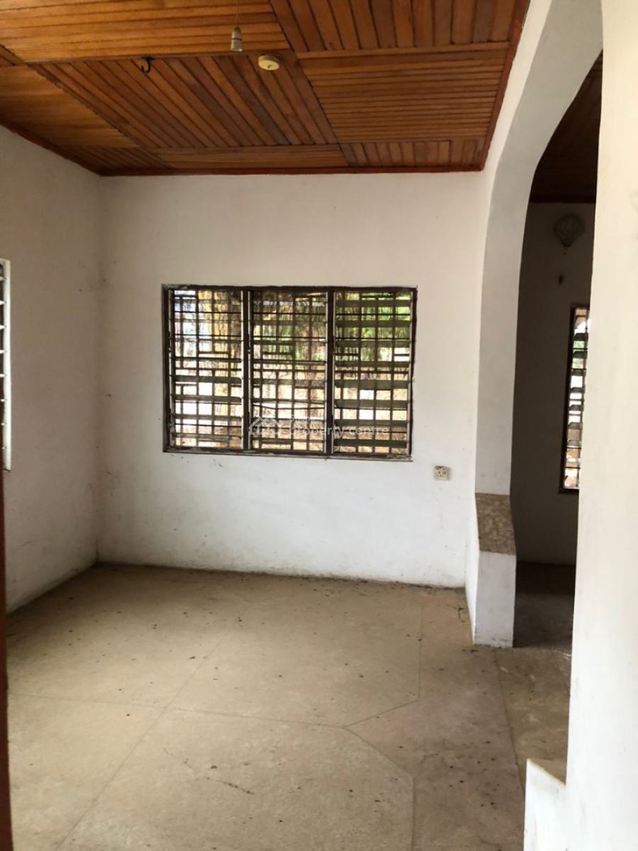 Registered 4 Bedroom House, Abaase Near Cp Main Road, Kasoa, Awutu-senya East, Central Region, House for Sale