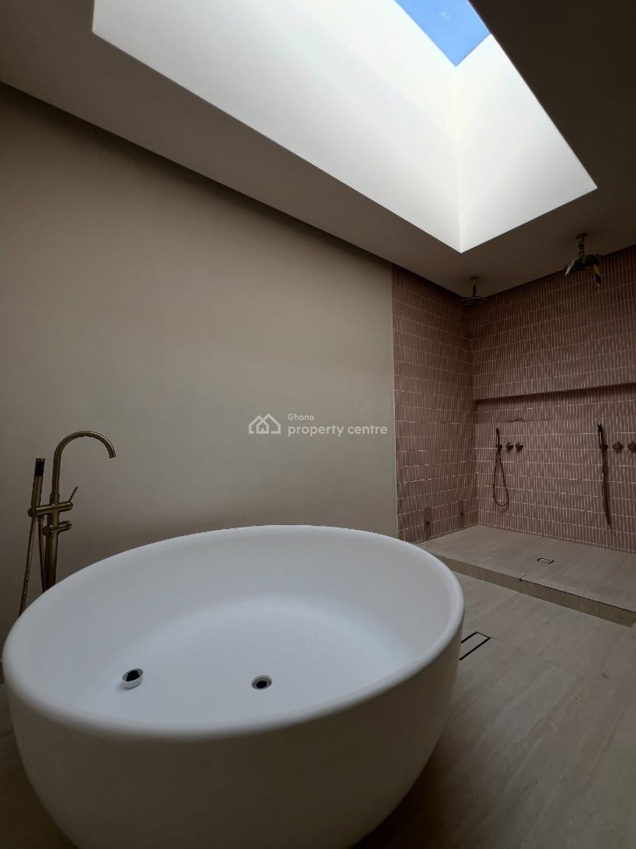 Executive Newly Built All En-suite 3 Bedroom, East Airport, Airport Residential Area, Accra, House for Sale