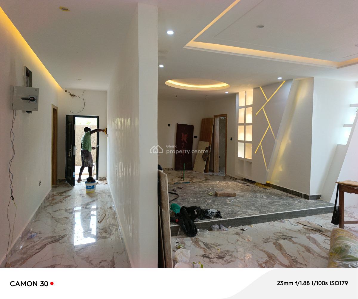 4 Bedrooms, Adesina. on Kenyasi Abrem Road, Kumasi Metropolitan, Ashanti, House for Sale
