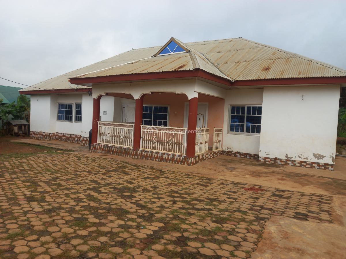 5 Bedrooms, Kodie Apagya, on Kronum Afrancho Offinso Road, Kumasi Metropolitan, Ashanti, House for Sale