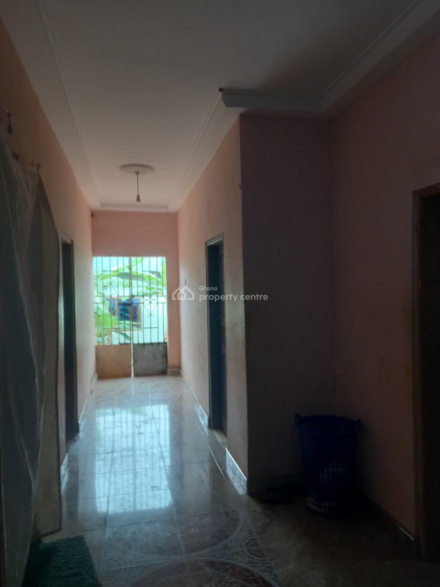 5 Bedrooms, Kodie Apagya, on Kronum Afrancho Offinso Road, Kumasi Metropolitan, Ashanti, House for Sale