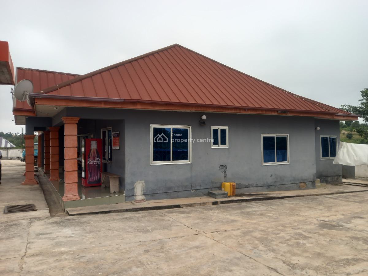Filling Station, on Offinso, Abofuo/ Techiman Road., Offinso North, Ashanti, Filling Station for Sale