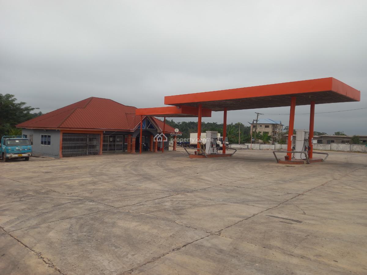 Filling Station, on Offinso, Abofuo/ Techiman Road., Offinso North, Ashanti, Filling Station for Sale