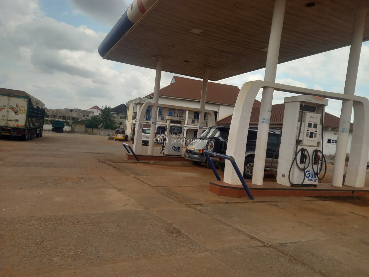 Filling Station, Meduma, on Tafo Pankrono Road., Kumasi Metropolitan, Ashanti, Filling Station for Sale