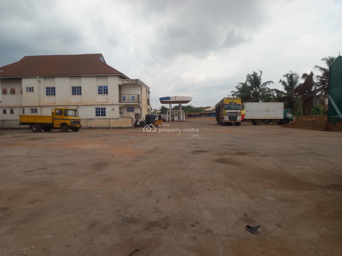 Filling Station, Meduma, on Tafo Pankrono Road., Kumasi Metropolitan, Ashanti, Filling Station for Sale