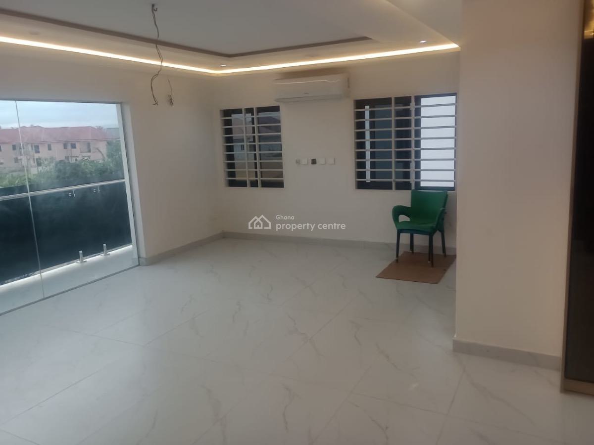 Ashaley Botwe 3 Bedrooms Pent House, Omanjor, Ashaley Botwe, Adenta Municipal, Accra, House for Sale