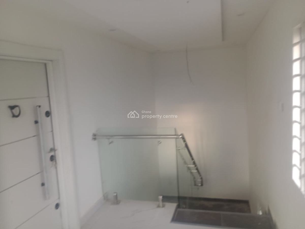 Ashaley Botwe 3 Bedrooms Pent House, Omanjor, Ashaley Botwe, Adenta Municipal, Accra, House for Sale