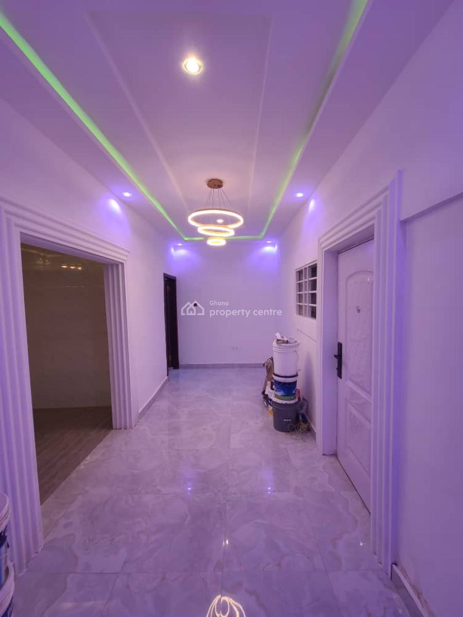 Ashaley Botwe 3 Bedrooms Pent House, Omanjor, Ashaley Botwe, Adenta Municipal, Accra, House for Sale