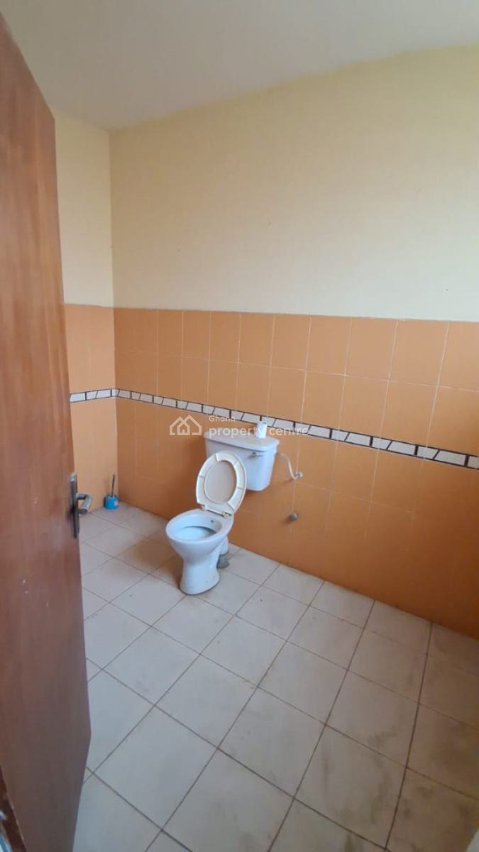 Commercial/residential 7-bedroom Property, Dawhenya, Tema, Accra, Detached Duplex for Rent