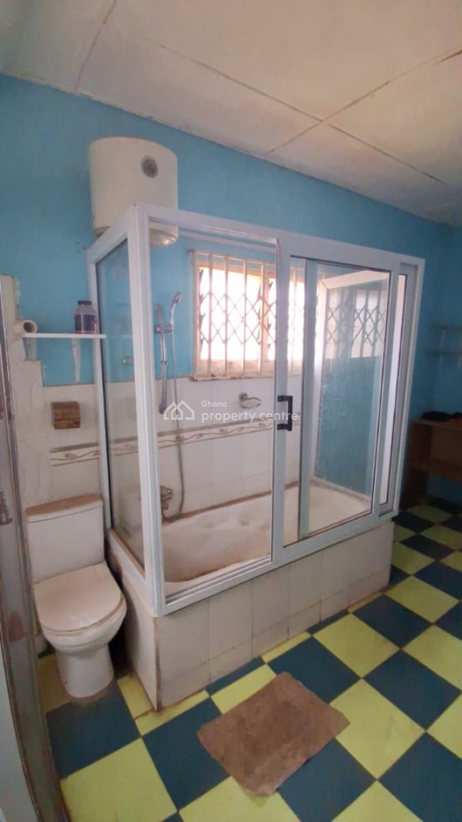 Commercial/residential 7-bedroom Property, Dawhenya, Tema, Accra, Detached Duplex for Rent