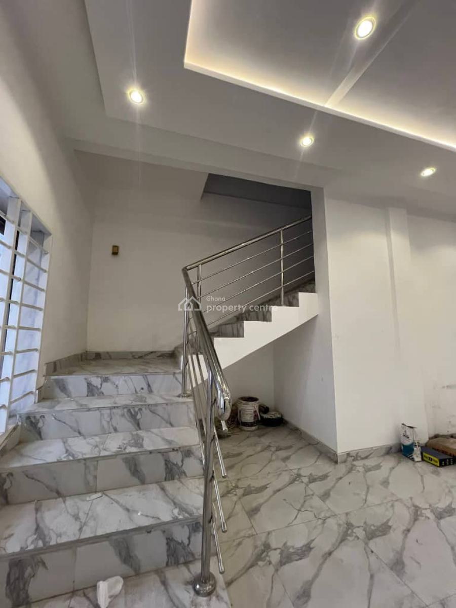 4-bedroom House -- East Legon Ogbojo, East Legon, Accra, Detached Duplex for Sale