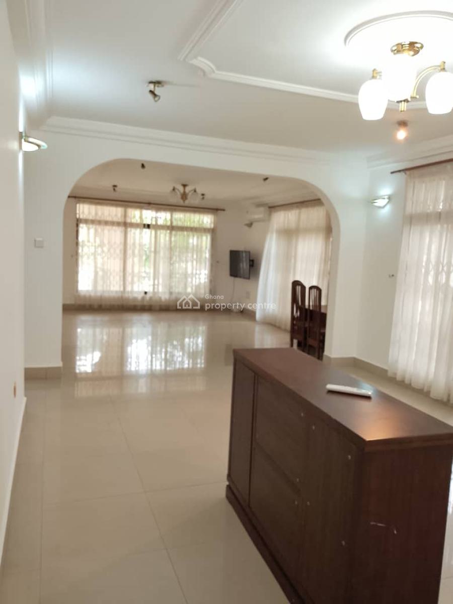 4 Bedroom House, Togo Embassy Enclave, Cantonments, Accra, House for Rent