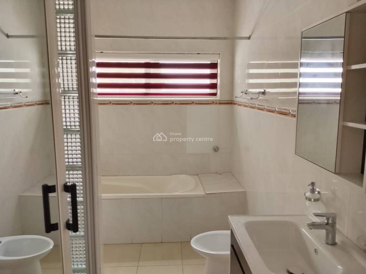 4 Bedroom House, Togo Embassy Enclave, Cantonments, Accra, House for Rent