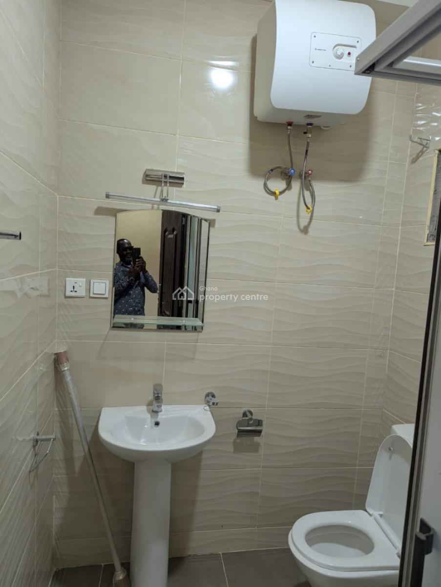 Titled 4brm Semi Furnished House on 1 Plot @ Tantra, Tantra Hills, Accra Metropolitan, Accra, House for Sale